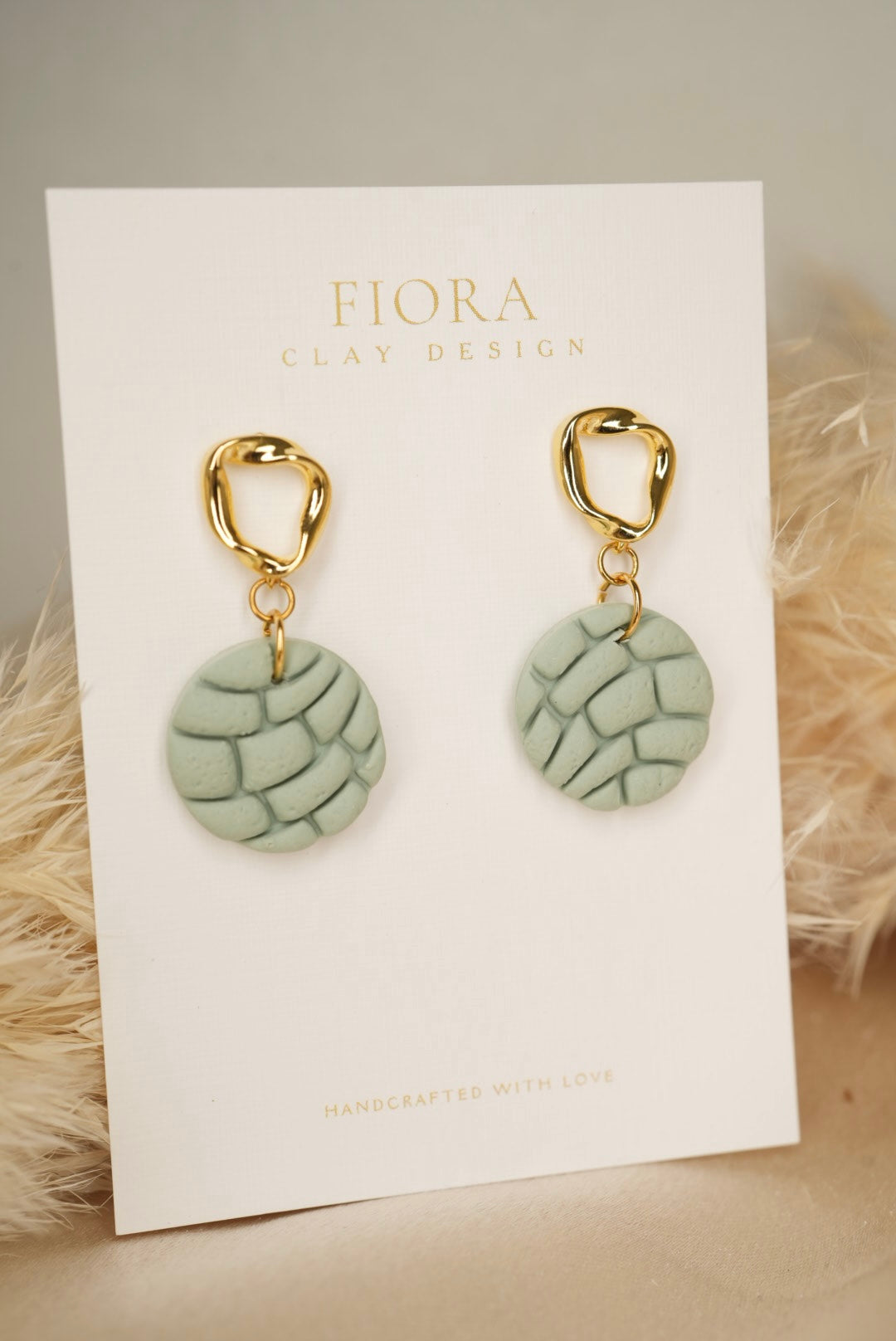 Sage green Round Conchita
